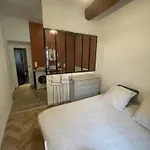 Appartement De Caractere, Proche Palais Des Papes
