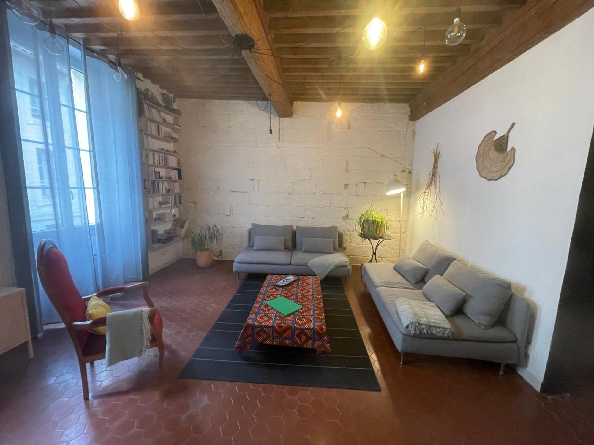 De Caractere, Proche Palais Des Papes Appartement *